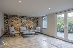 Photo 32- click for photo gallery